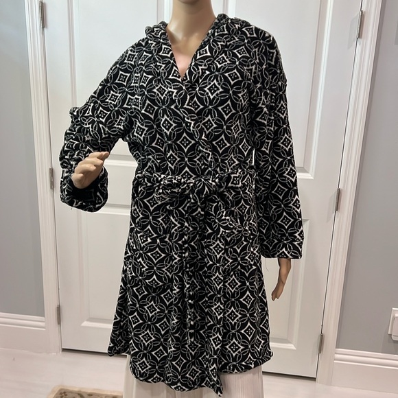 Vera Bradley Hooded Fleece Robe Concerto Print - Picture 1 of 9
